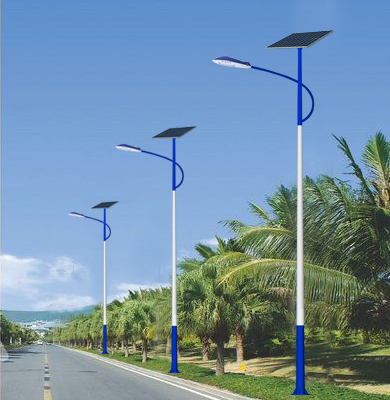 卓尼太阳能路灯.jpg