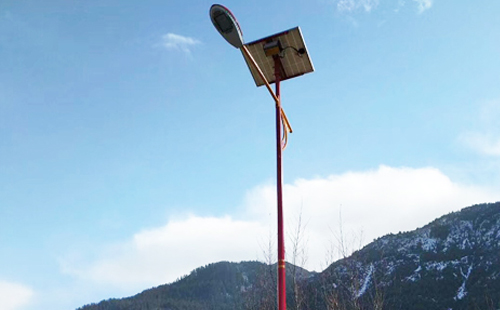 如何选择高质量的卓尼太阳能路灯材料：全方位指南