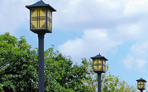 卓尼庭院灯安装间距与布灯设计全解析